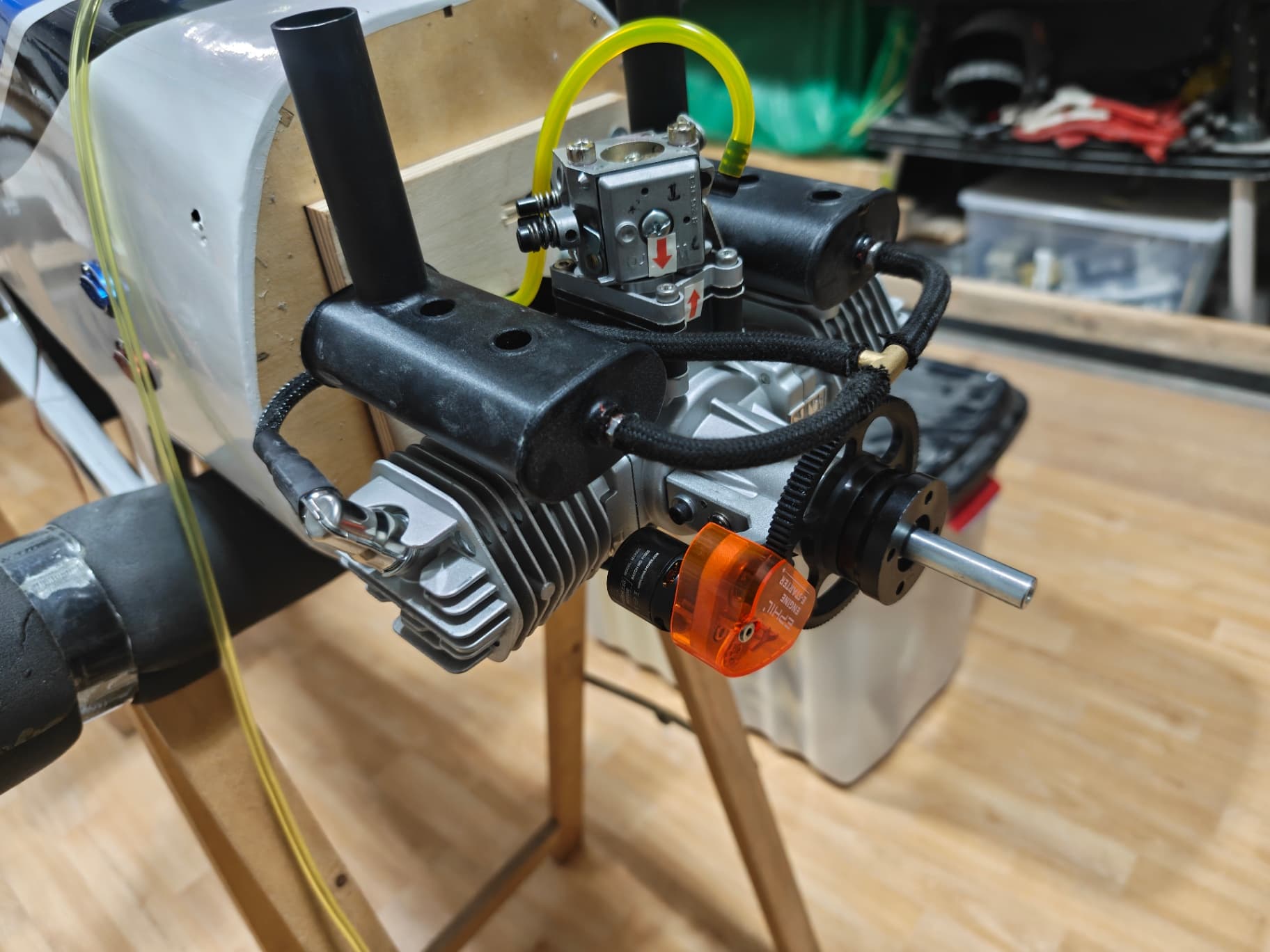 Motore bicilindrico ephil 76